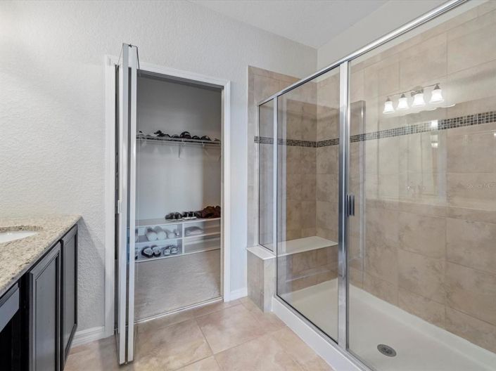 Image No.15-2 Bed Property for sale