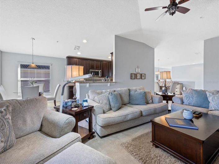 Image No.2-2 Bed Property for sale