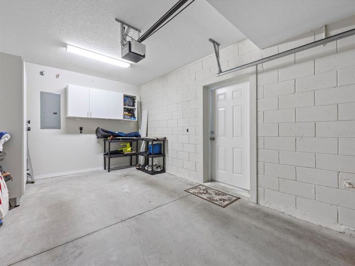 Image No.23-2 Bed Property for sale