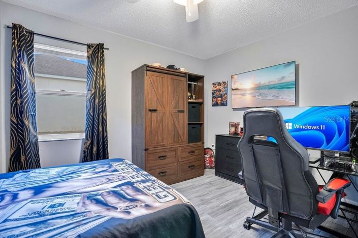 Image No.25-3 Bed Property for sale