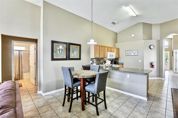 Image No.6-Propriété de 5 chambres à vendre à Kissimmee