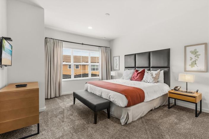 Image No.13-2 Bed Townhouse for sale