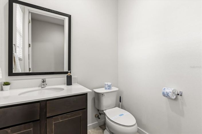 Image No.20-2 Bed Townhouse for sale