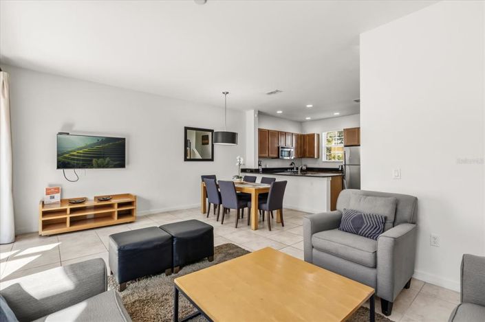 Image No.21-2 Bed Townhouse for sale