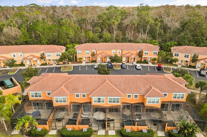 Image No.26-2 Bed Townhouse for sale