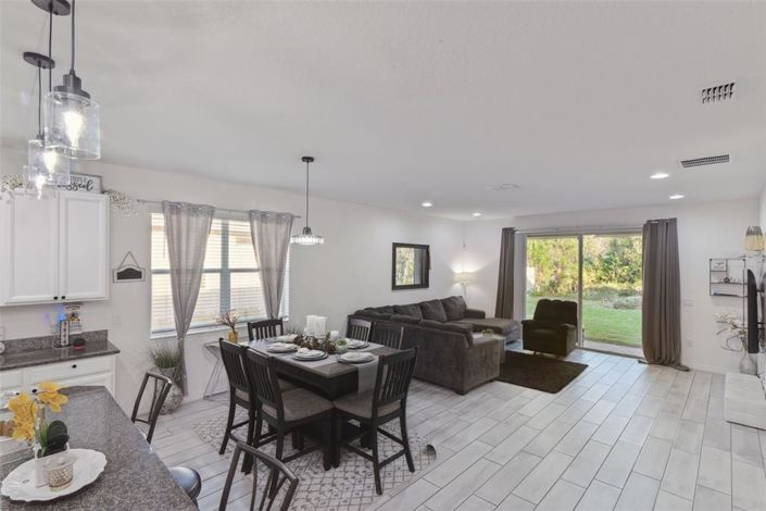 Image No.13-3 Bed Property for sale