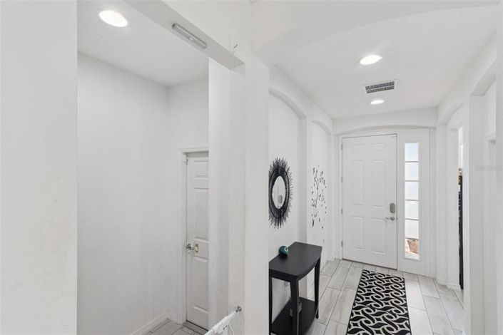 Image No.8-3 Bed Property for sale