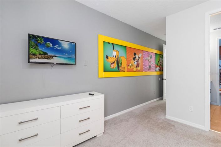 Image No.22-7 Bed Property for sale