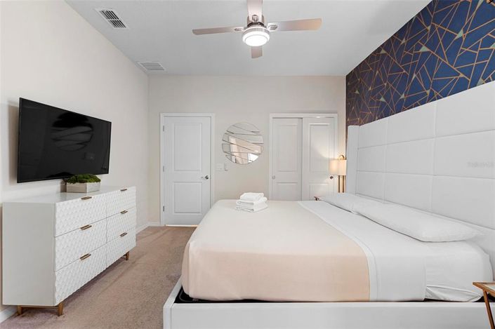 Image No.14-6 Bed Property for sale