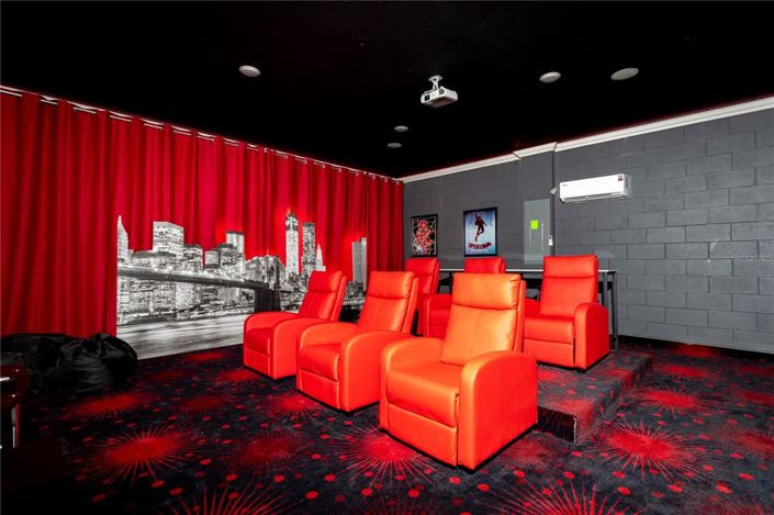 Image No.21-6 Bed Property for sale