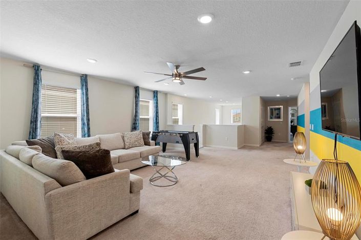 Image No.23-6 Bed Property for sale