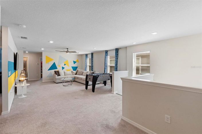 Image No.25-6 Bed Property for sale