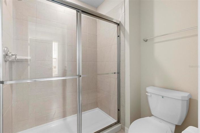 Image No.30-6 Bed Property for sale