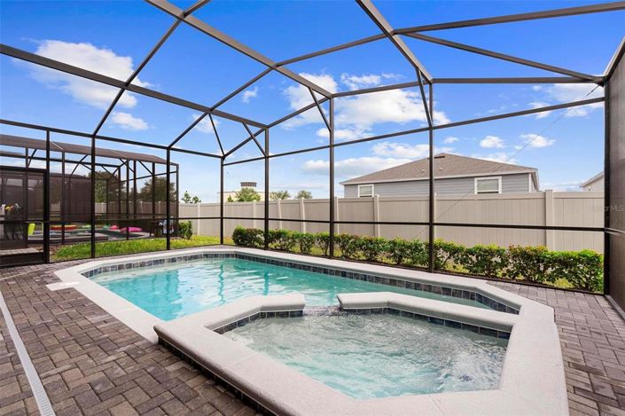 Image No.47-6 Bed Property for sale