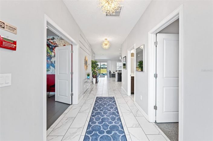 Image No.3-9 Bed Property for sale