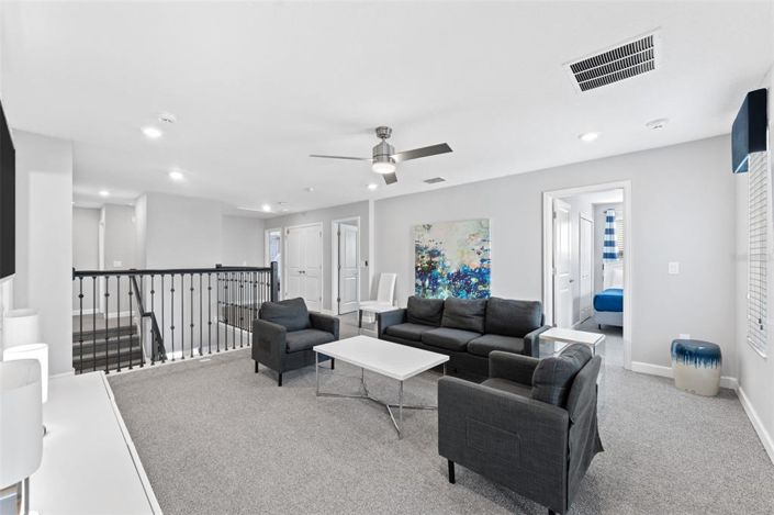 Image No.31-9 Bed Property for sale