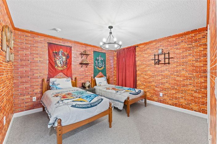 Image No.39-9 Bed Property for sale