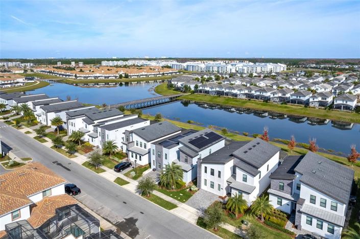 Image No.50-9 Bed Property for sale