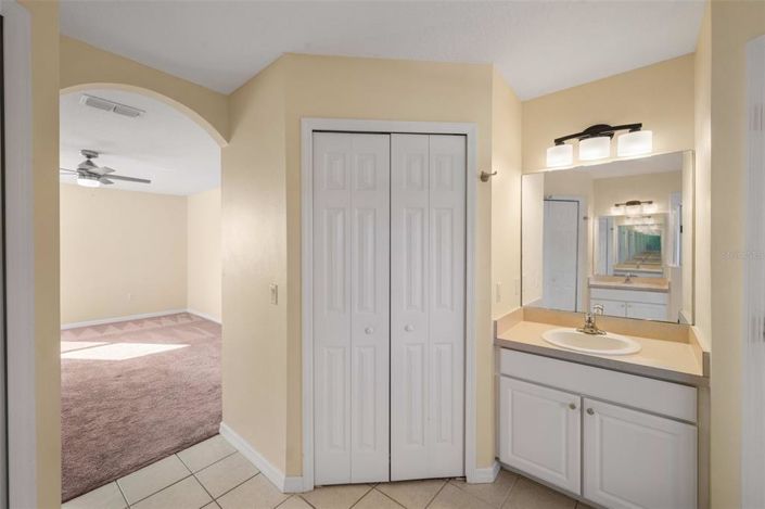 Image No.30-5 Bed Property for sale