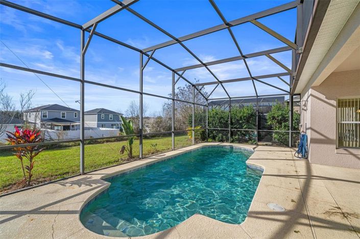 Image No.32-5 Bed Property for sale