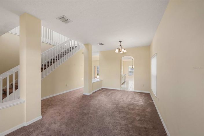 Image No.5-5 Bed Property for sale