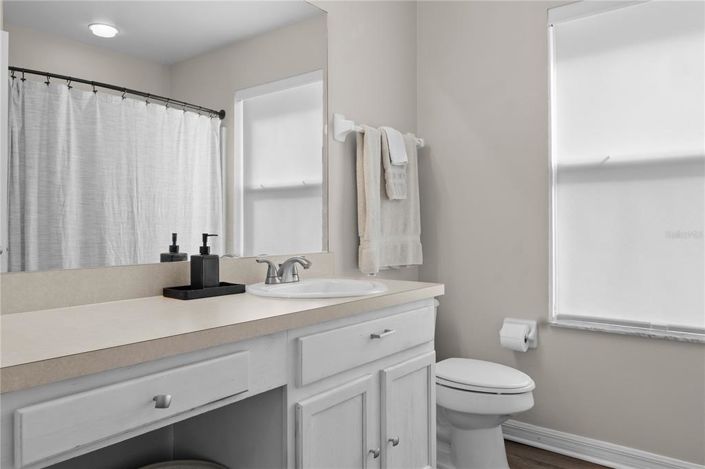 Image No.15-5 Bed Property for sale