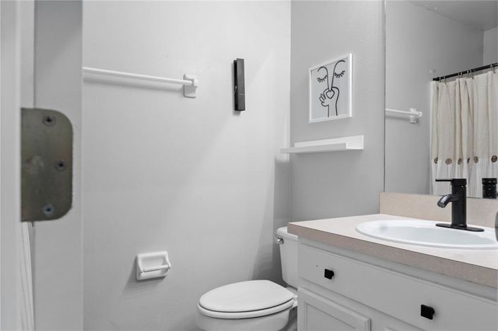 Image No.16-5 Bed Property for sale