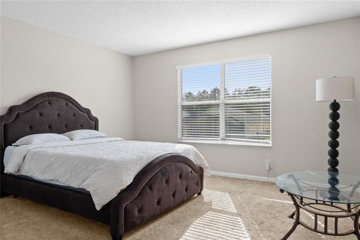 Image No.17-5 Bed Property for sale