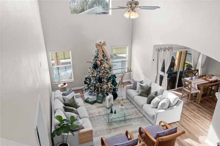 Image No.2-5 Bed Property for sale