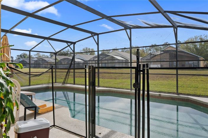 Image No.26-5 Bed Property for sale