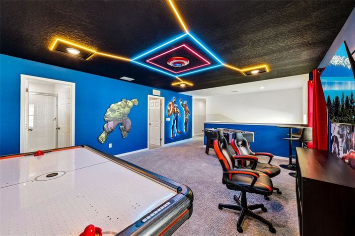 Image No.14-6 Bed Property for sale