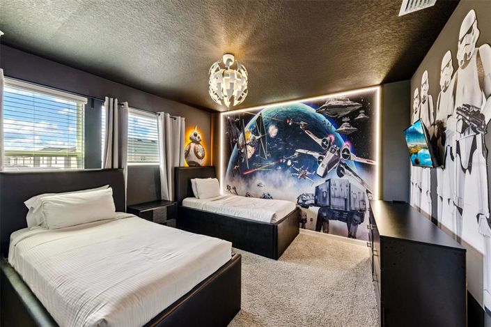 Image No.21-6 Bed Property for sale