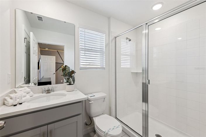 Image No.24-6 Bed Property for sale