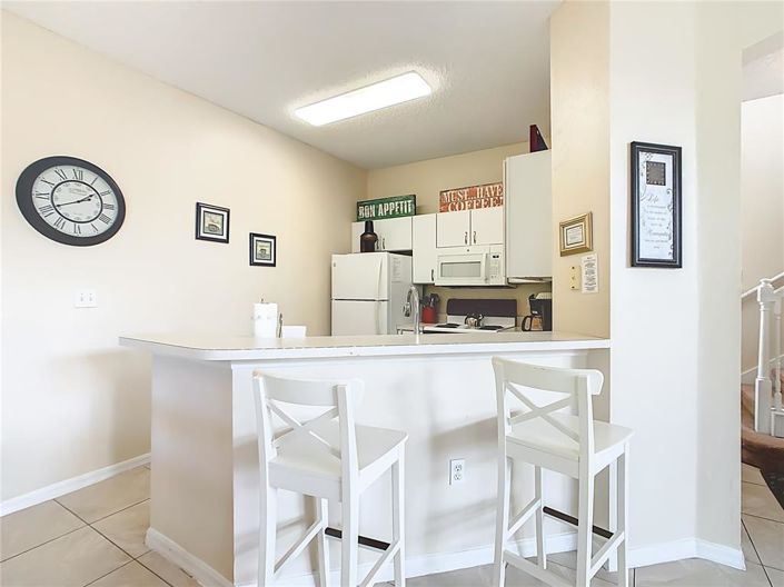 Image No.10-4 Bed Townhouse for sale