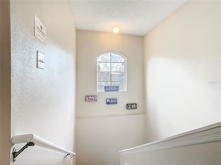 Image No.19-4 Bed Townhouse for sale