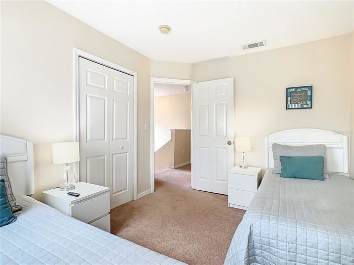 Image No.26-4 Bed Townhouse for sale