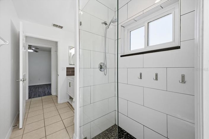 Image No.18-4 Bed Property for sale