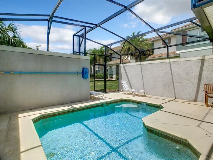 Image No.44-5 Bed Townhouse for sale