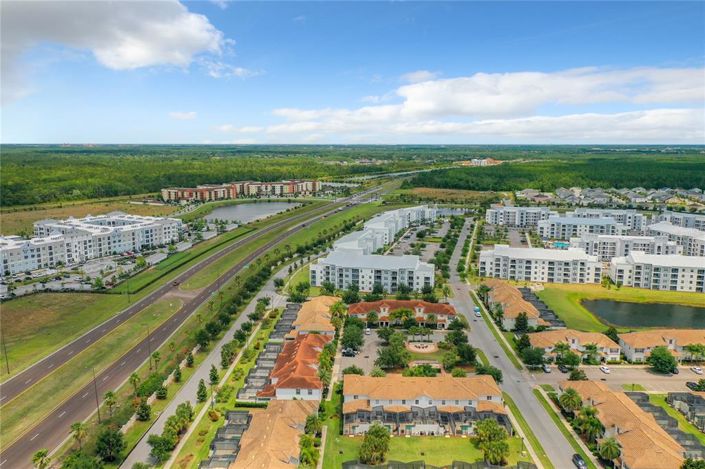 Image No.53-5 Bed Townhouse for sale