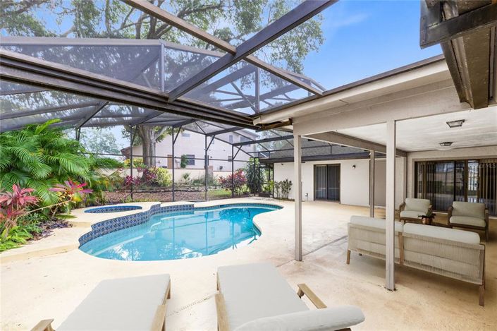 Image No.16-Propriété de 4 chambres à vendre à Orlando