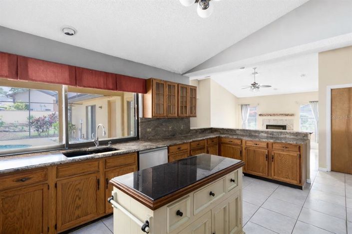 Image No.7-Propriété de 4 chambres à vendre à Orlando