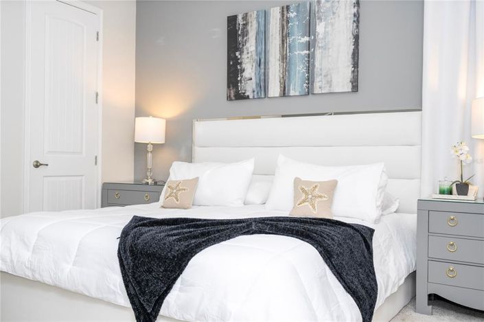 Image No.34-8 Bed Property for sale