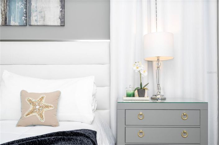 Image No.35-8 Bed Property for sale