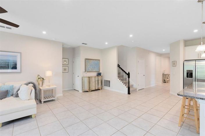 Image No.20-3 Bed Property for sale