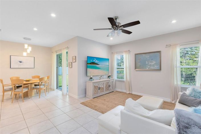 Image No.4-3 Bed Property for sale