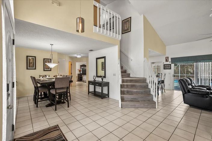 Image No.4-Propriété de 5 chambres à vendre à Kissimmee