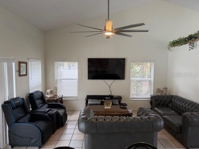 Image No.8-Propriété de 5 chambres à vendre à Kissimmee