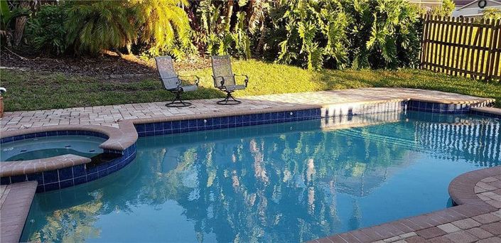 Image No.2-4 Bed Property for sale