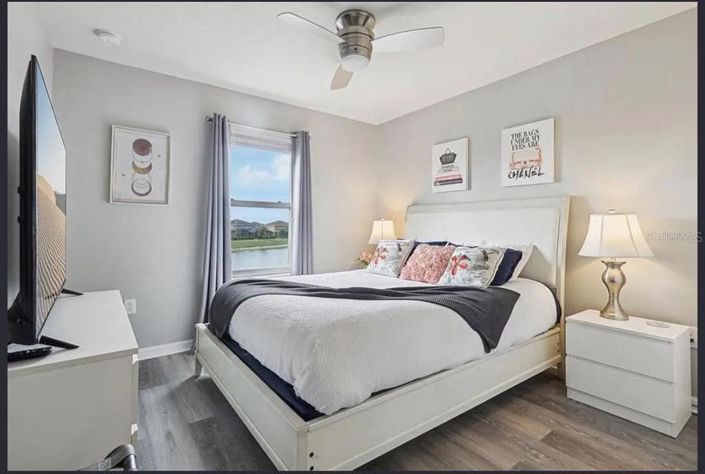 Image No.15-5 Bed Townhouse for sale