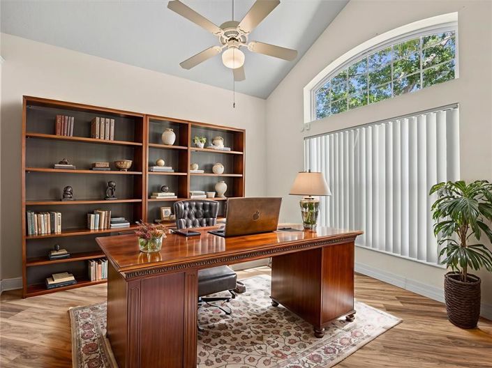 Image No.21-Propriété de 6 chambres à vendre à Kissimmee